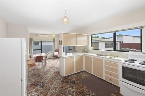 Photo of property in 39 Colwyn Street, Bryndwr, Christchurch, 8053