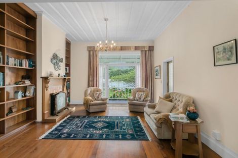 Photo of property in 17 Beresford Street, Russell, 0202