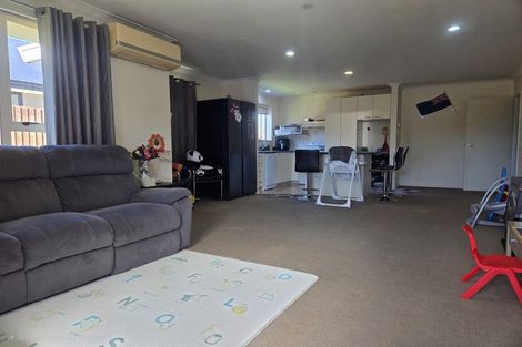 Photo of property in 17a Thistledown Place, Woolston, Christchurch, 8062