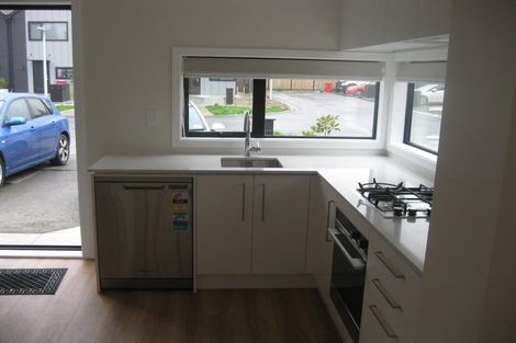 Photo of property in 8 Raeble Walkington Lane, Wallaceville, Upper Hutt, 5018