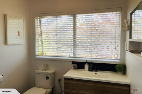 Photo of property in 1/2 Hume Drive, Hillcrest, Auckland, 0627