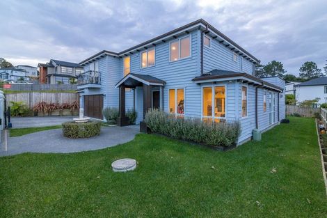 Photo of property in 18 Golden Morning Drive, Albany Heights, Auckland, 0632