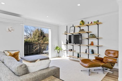 Photo of property in 73 Kurupae Road, Hilltop, Taupo, 3330