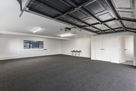 Photo of property in 1/47 Deep Creek Road, Waiake, Auckland, 0630