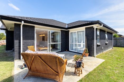 Photo of property in 58 Waterstone Avenue, Paraparaumu, 5032