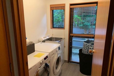 Photo of property in 1/29 Radiata Lane, Chatswood, Auckland, 0626