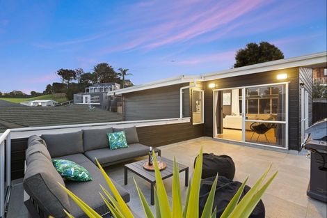 Photo of property in 83a William Bayes Place, Red Beach, 0932