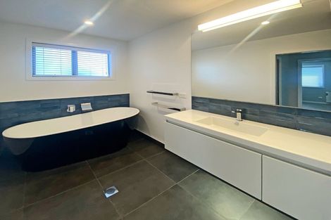 Photo of property in 30 Sandford Terrace, Lower Shotover, Queenstown, 9304