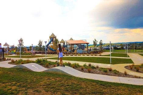 Photo of property in 15 Impatiens Lane, Massey, Auckland, 0614