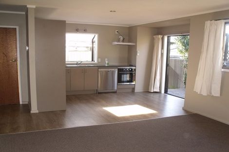 Photo of property in 805a Hastings Street North, Hastings, 4122