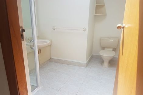 Photo of property in 2 Luton Street, Hokowhitu, Palmerston North, 4410