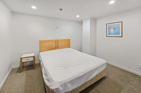 Photo of property in Terrace Heights Apartments, 6b/163 The Terrace, Wellington Central, Wellington, 6011