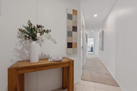 Photo of property in 26/4e Collins Street, Takapuna, Auckland, 0622