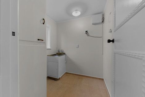 Photo of property in 11 Maurice Street, Papakura, 2110
