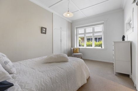 Photo of property in 96 Tukapa Street, Westown, New Plymouth, 4310