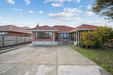 Photo of property in 3 Mckean Avenue, Manurewa, Auckland, 2102