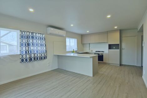 Photo of property in 2/38b Manuka Road, Glenfield, Auckland, 0629