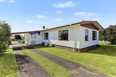 Photo of property in 24 Donovan Street, Te Puke, 3119