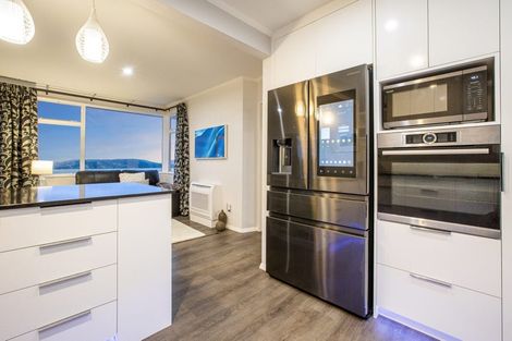 Photo of property in 6 Iona Place, Papakowhai, Porirua, 5024