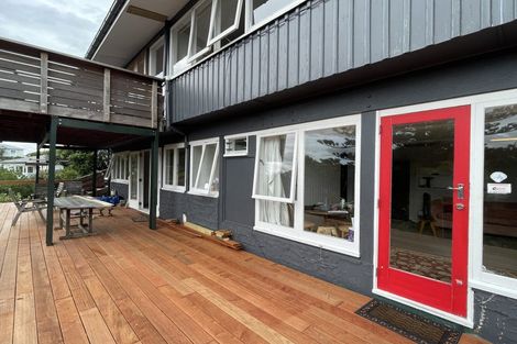 Photo of property in 24 Beacon Hill Road, Strathmore Park, Wellington, 6022