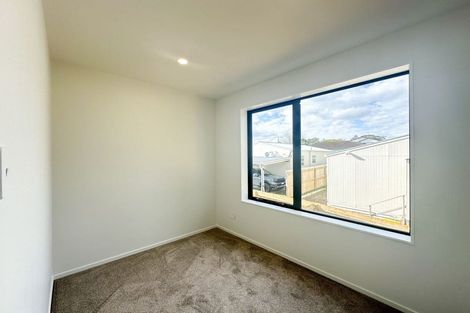 Photo of property in 23b West Harbour Drive, West Harbour, Auckland, 0618