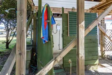 Photo of property in 210 Given Avenue, Whangamata, 3620