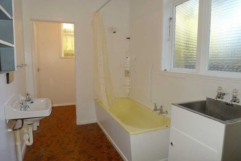 Photo of property in 19 Hiropi Street, Newtown, Wellington, 6021