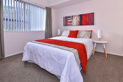 Photo of property in 12 Larkspur Court, The Gardens, Auckland, 2105