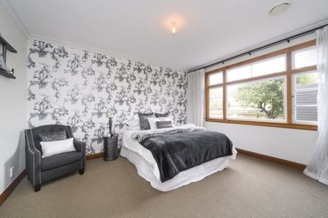 Photo of property in 73 Rangitane Street, Palmerston North, 4414