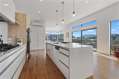 Photo of property in 86 Infinity Drive, Wanaka, 9305