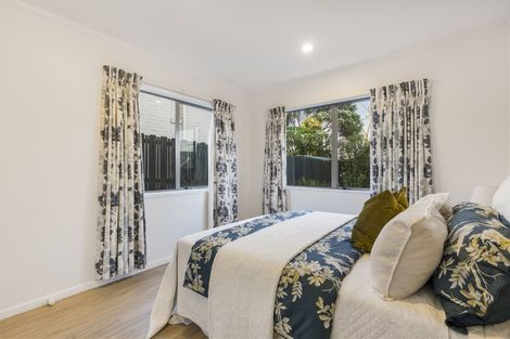 Photo of property in 251a Royal Road, Massey, Auckland, 0614