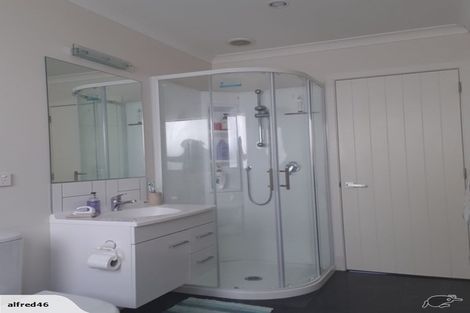 Photo of property in 28 Purnell Street, College Estate, Whanganui, 4500