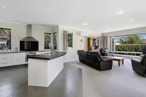 Photo of property in 1/745 Acacia Bay Road, Acacia Bay, Taupo, 3330