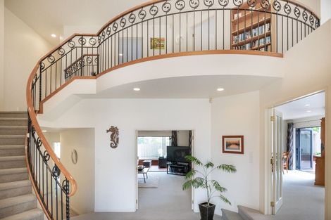 Photo of property in 5 Kahala Place, West Harbour, Auckland, 0618