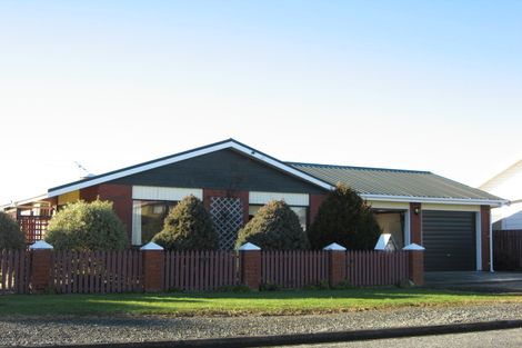 Photo of property in 17 Alexander Street, Winton, 9720