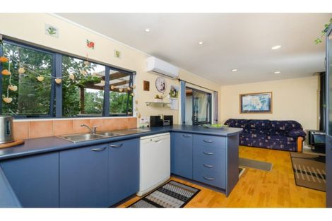 Photo of property in 46 Zefiro Drive, Massey, Auckland, 0614