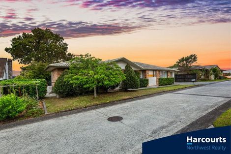 Photo of property in 169j Colwill Road, Massey, Auckland, 0614