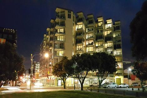 Photo of property in Piermont Apartments, 4i/82 Cable Street, Te Aro, Wellington, 6011