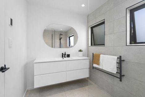 Photo of property in 54a Williams Street, Cambridge, 3434