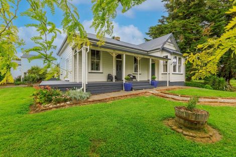 Photo of property in 413 Hatuma Road, Waipukurau, 4281