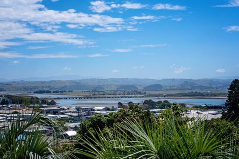 Photo of property in 52 Simla Terrace, Hospital Hill, Napier, 4110