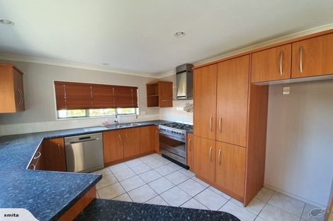 Photo of property in 18 Chippenham Grove, Churton Park, Wellington, 6037