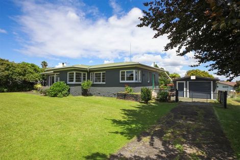 Photo of property in 70 Thames Road, Paeroa, 3600