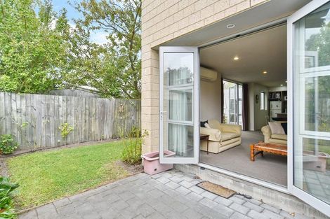 Photo of property in 76b Packe Street, Edgeware, Christchurch, 8013
