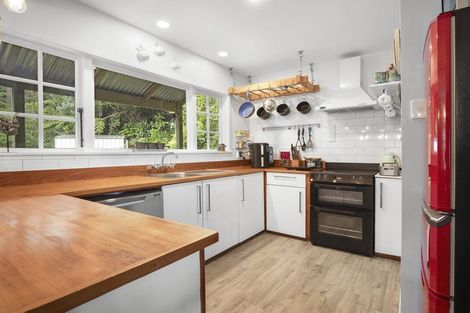 Photo of property in 10 Prebble Grove, Naenae, Lower Hutt, 5011