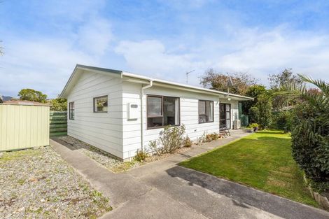 Photo of property in 37a Nimmo Avenue West, Waikanae, 5036