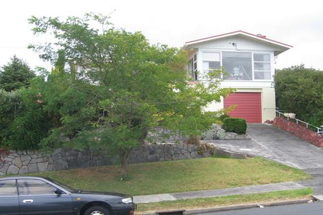 Photo of property in 21 Chivalry Road, Glenfield, Auckland, 0629