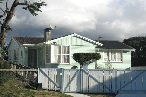 Photo of property in 25 Bellona Place, Cannons Creek, Porirua, 5024