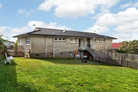 Photo of property in 32 Rosewarne Crescent, Glendene, Auckland, 0602