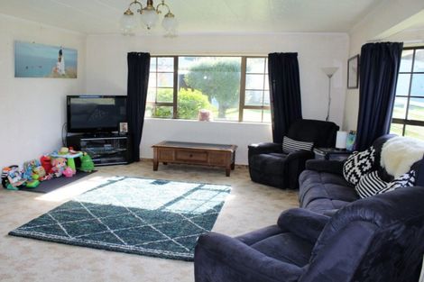 Photo of property in 10 Rule Road, Dannevirke, 4930